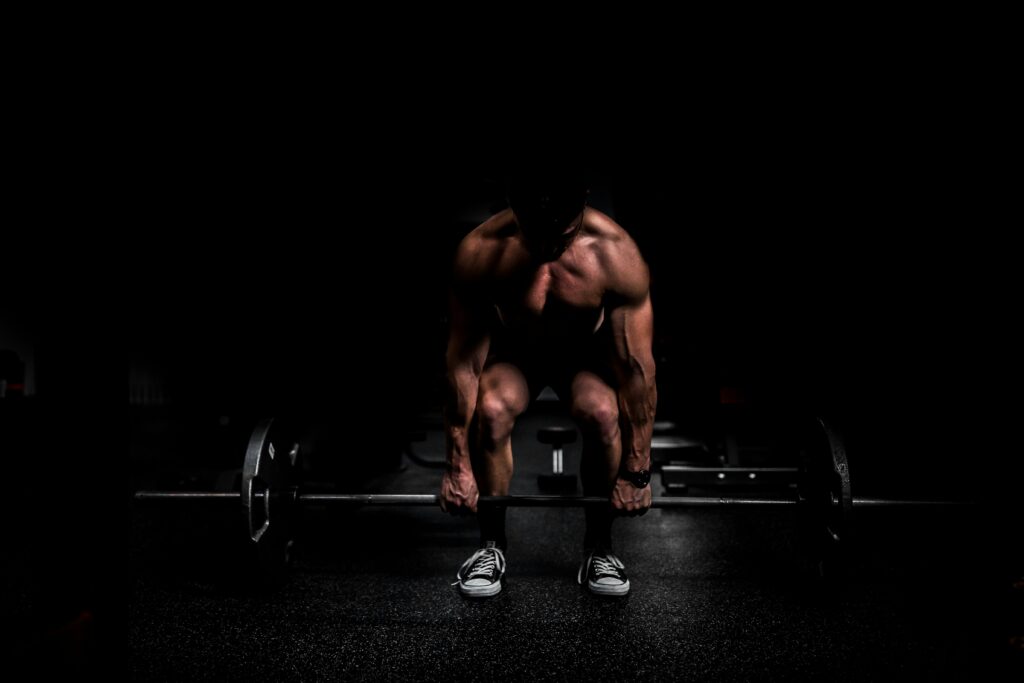Yeh raha ek Instagram-style post ka complete caption, description aur hashtags set jo aap is image ke liye use kar sakte hain agar aapka handle @bestgymindelhi hai: